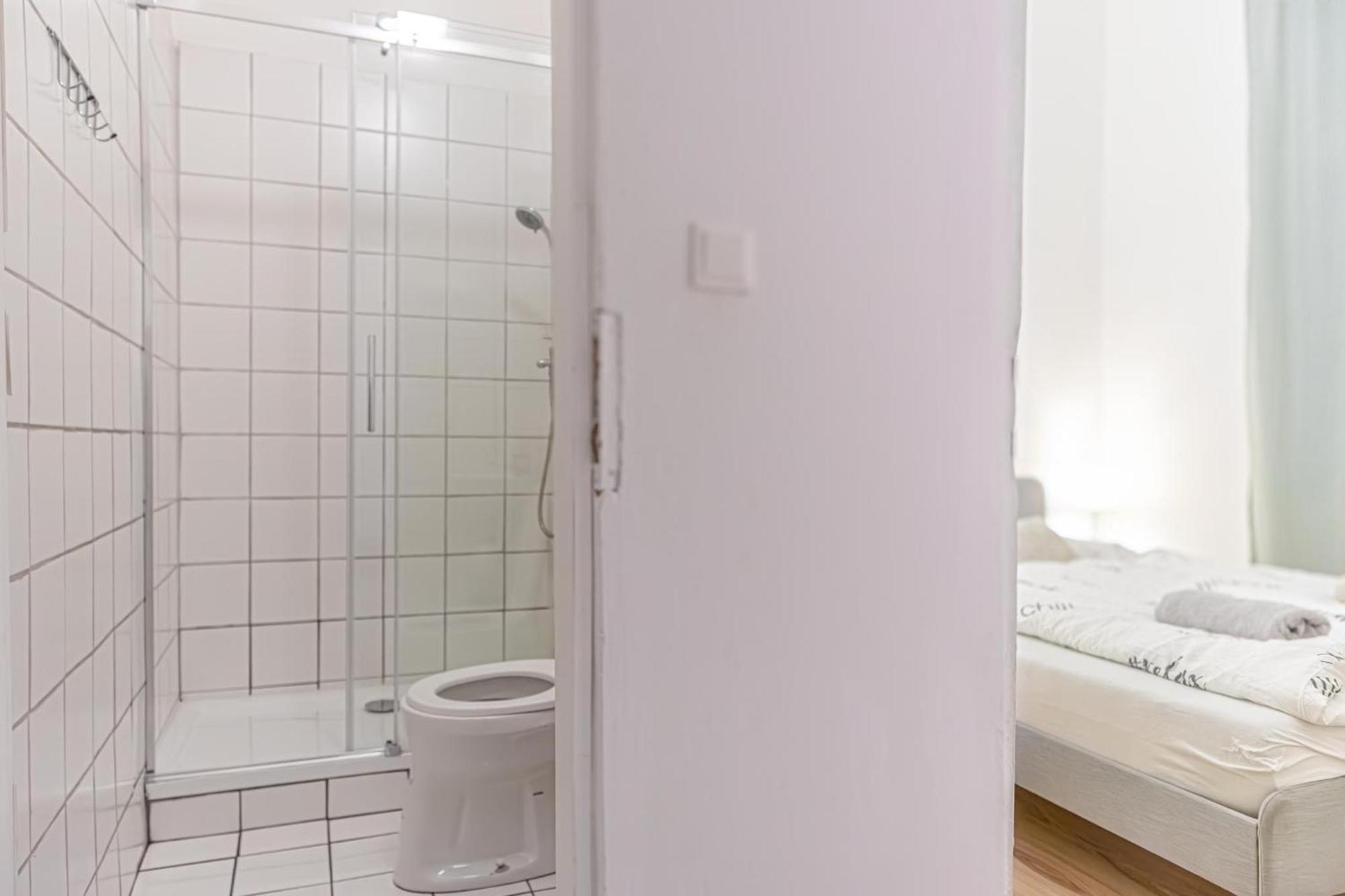 Budget-Friendly 2Br Apt With Great Location Viena Exterior foto