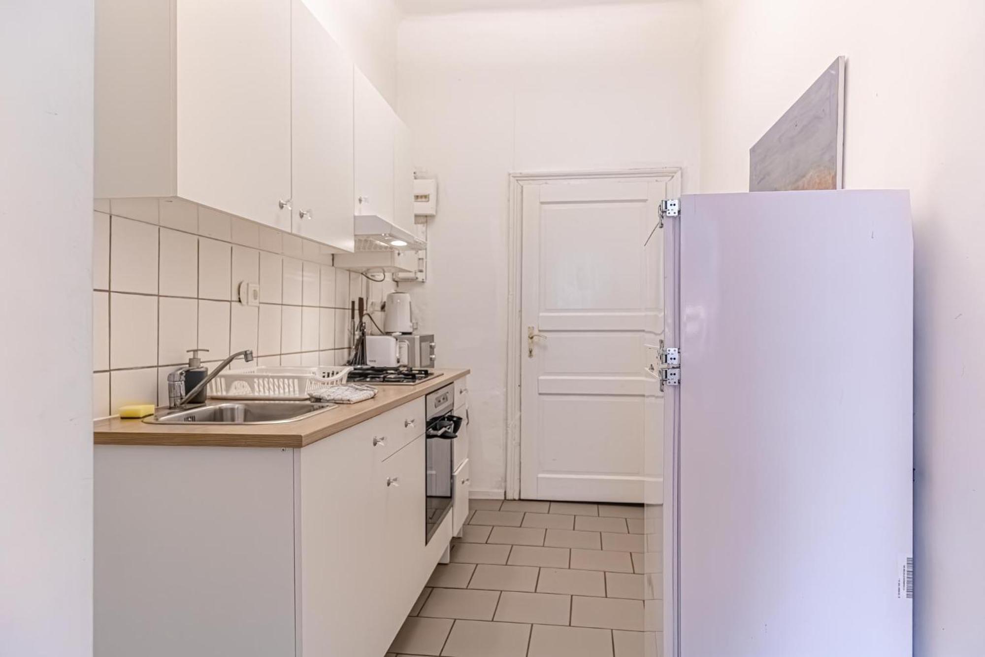 Budget-Friendly 2Br Apt With Great Location Viena Exterior foto